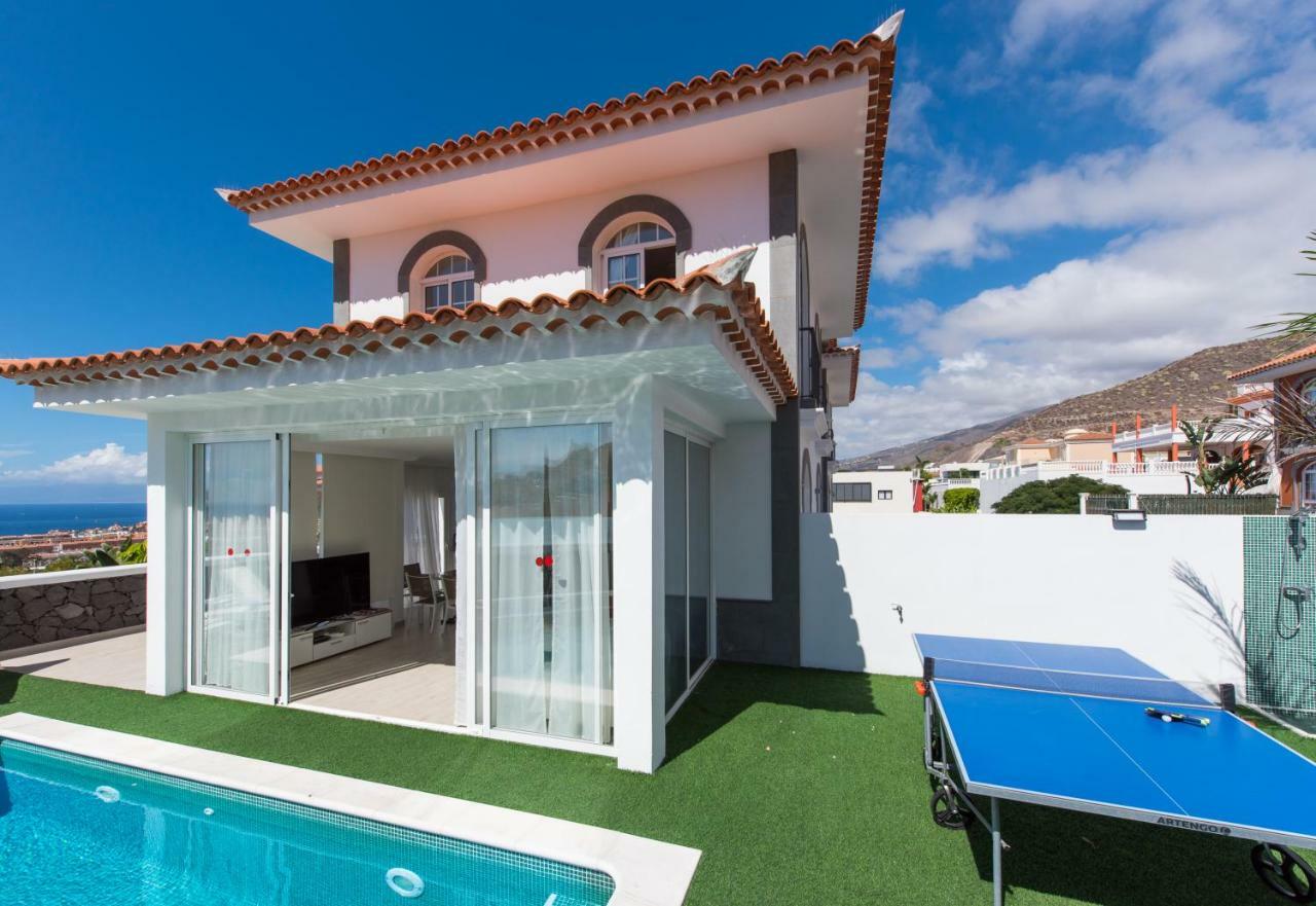 Luxury White Villa With Sea View, Heated Pool Costa Adeje (Tenerife) Exterior foto