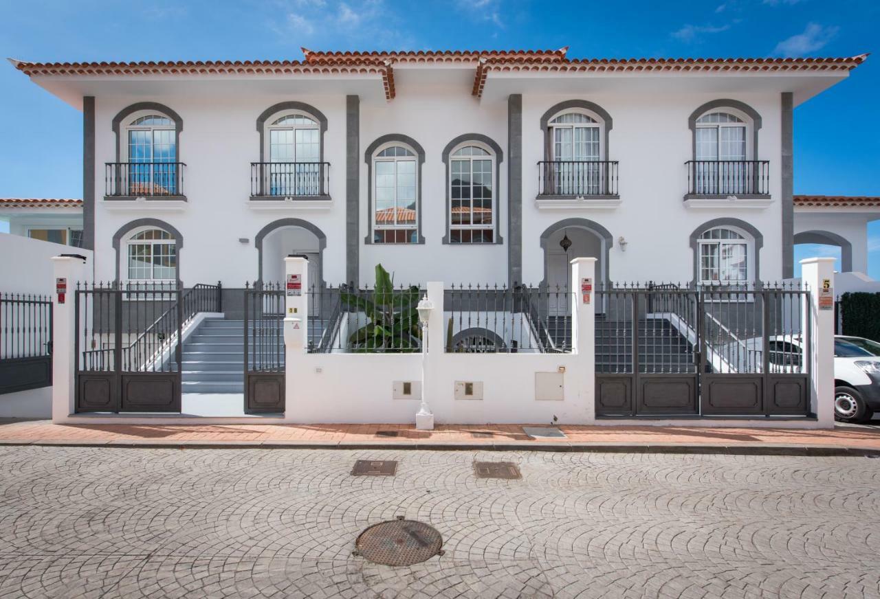 Luxury White Villa With Sea View, Heated Pool Costa Adeje (Tenerife) Exterior foto