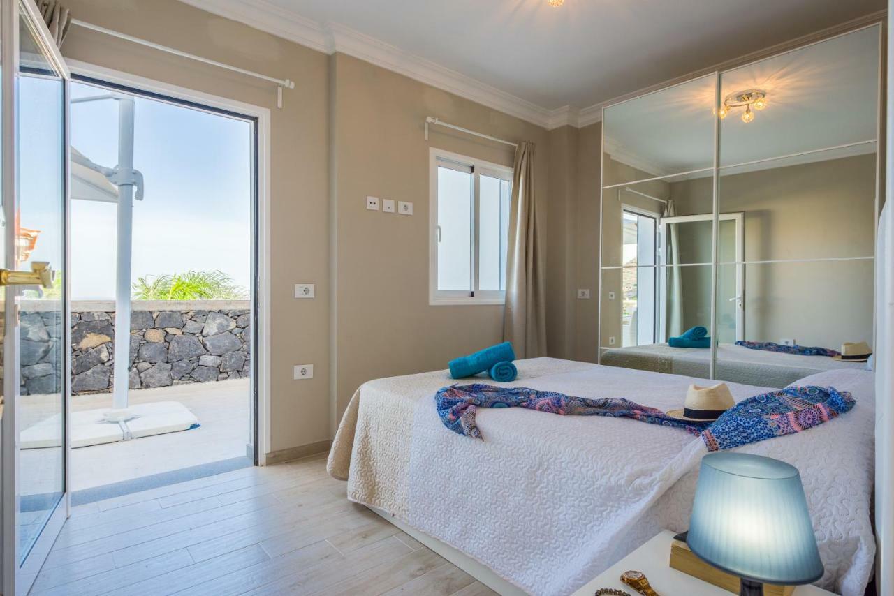 Luxury White Villa With Sea View, Heated Pool Costa Adeje (Tenerife) Exterior foto