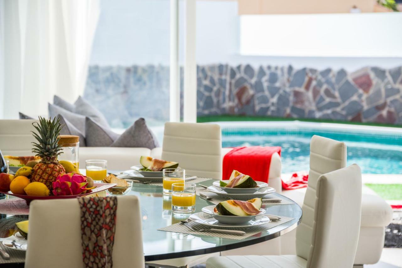 Luxury White Villa With Sea View, Heated Pool Costa Adeje (Tenerife) Exterior foto